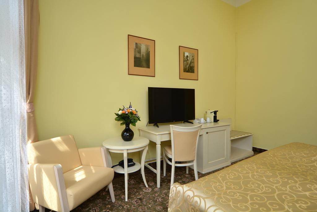 Royal Residence Ungelt Prag Exterior foto