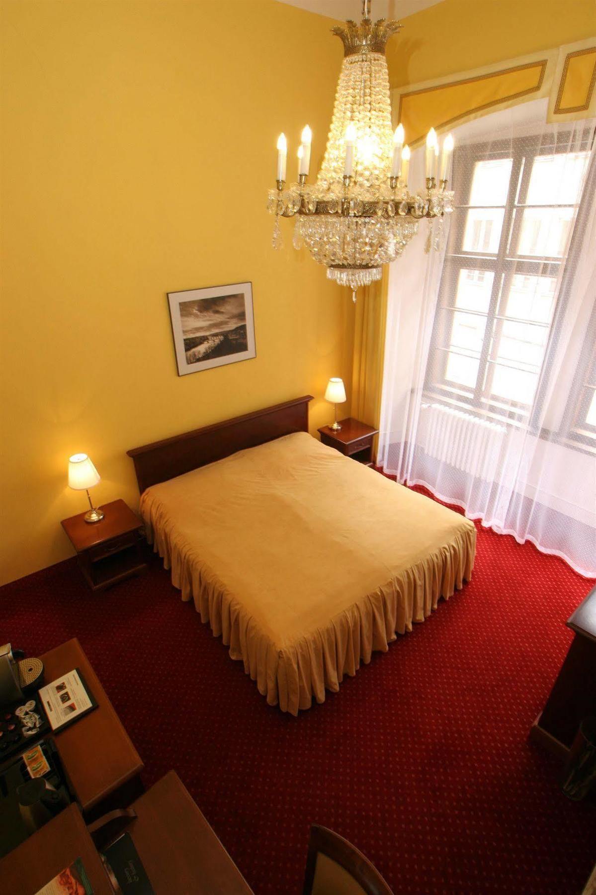 Royal Residence Ungelt Prag Exterior foto